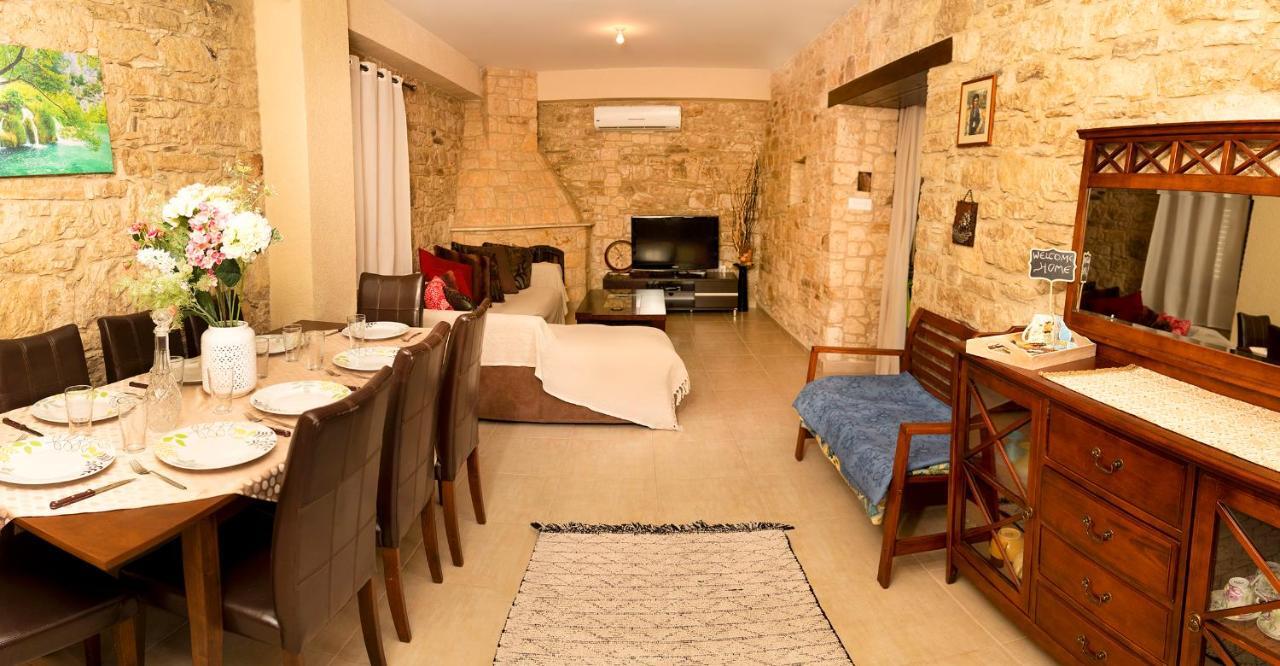 Villa Salamiou Stone House à Paphos Extérieur photo